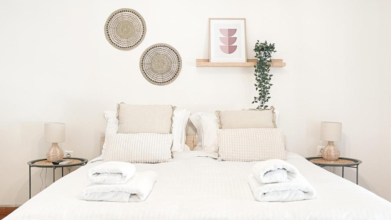 Boho Chic 2Br Apartment In The Center Of Atena Exterior foto